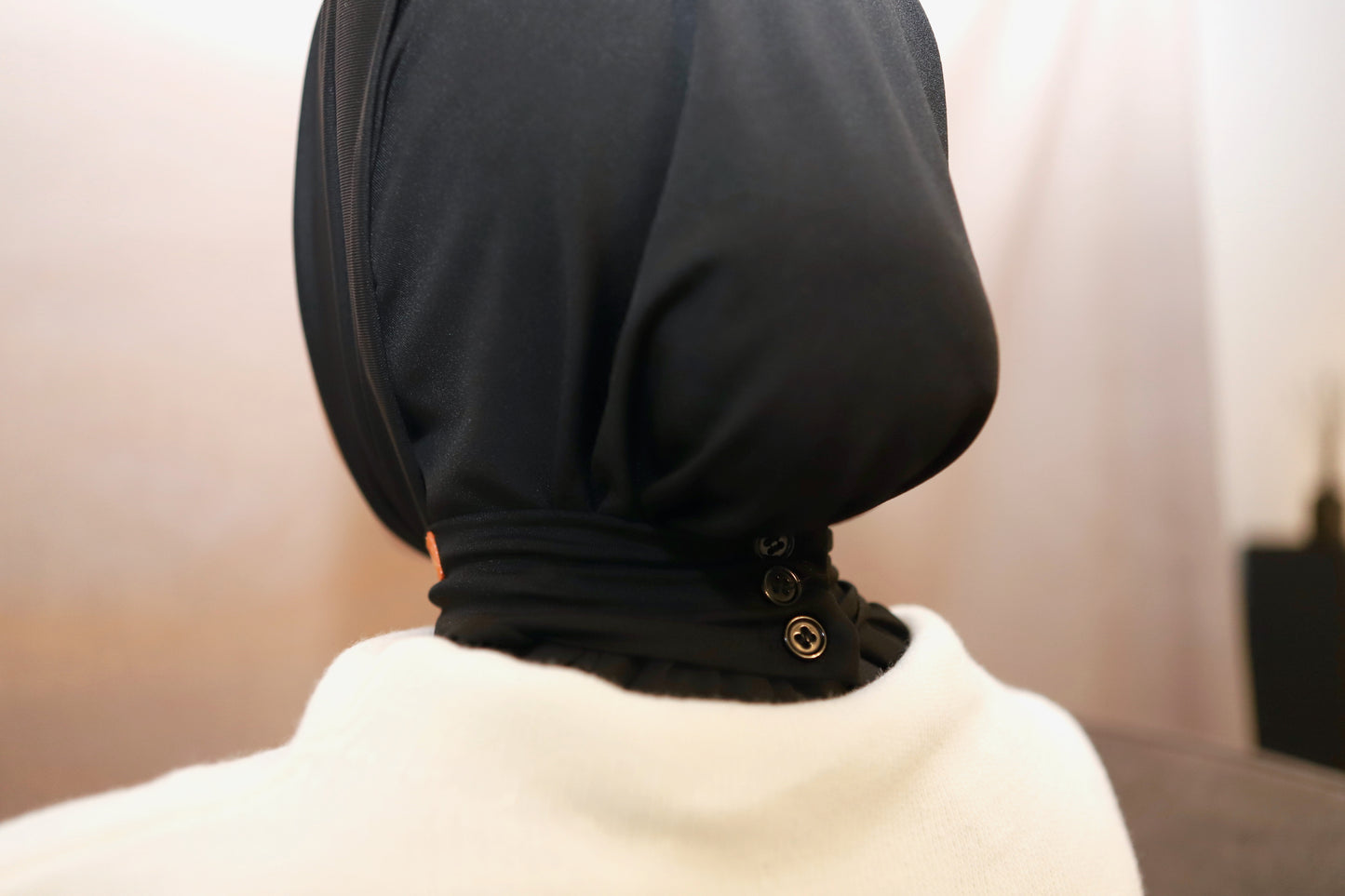 Signature Hijab Black